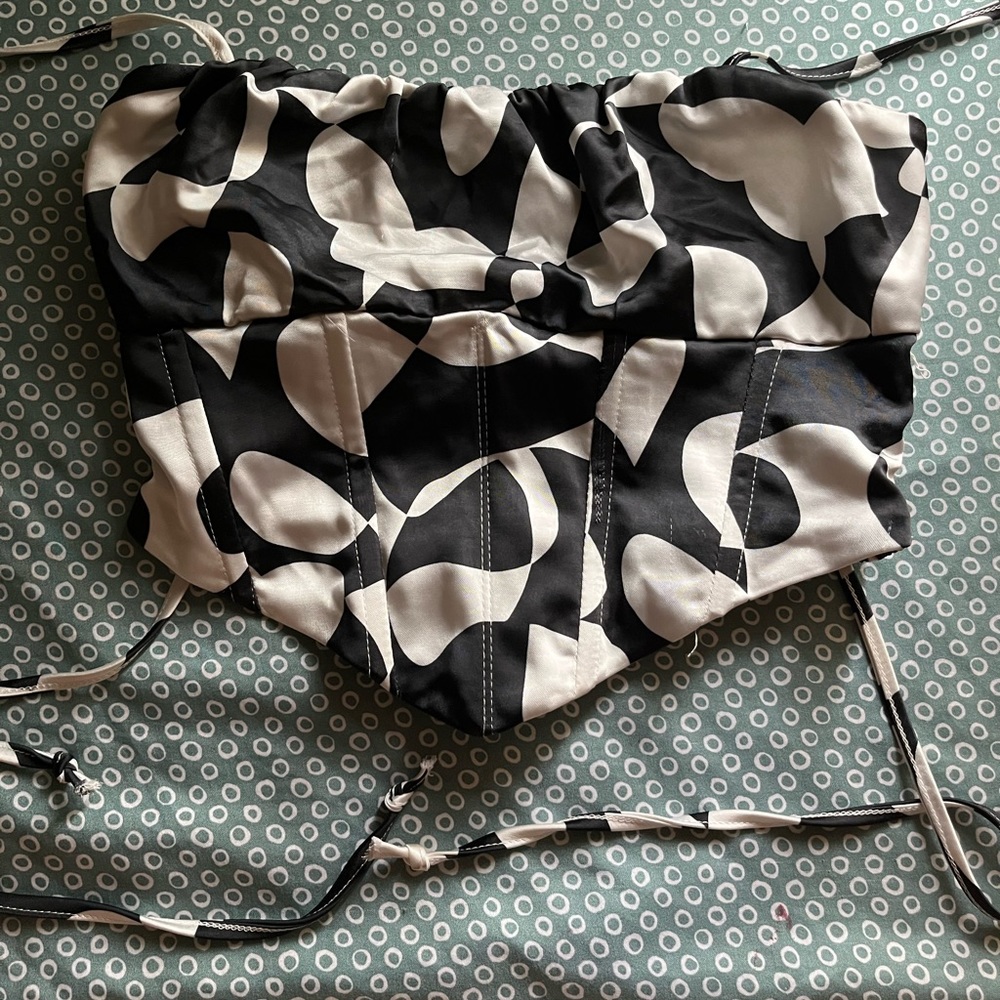 L.A hearts pacsun black and white silky corset top! PET AND SMOKE FREE HOME!